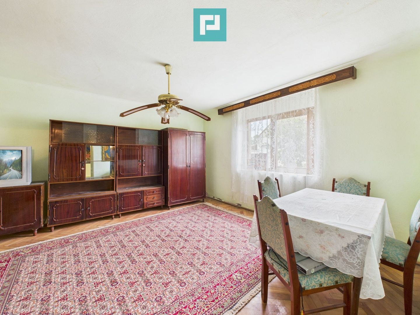 Casa Pecica, zona centrala. - Poză 7