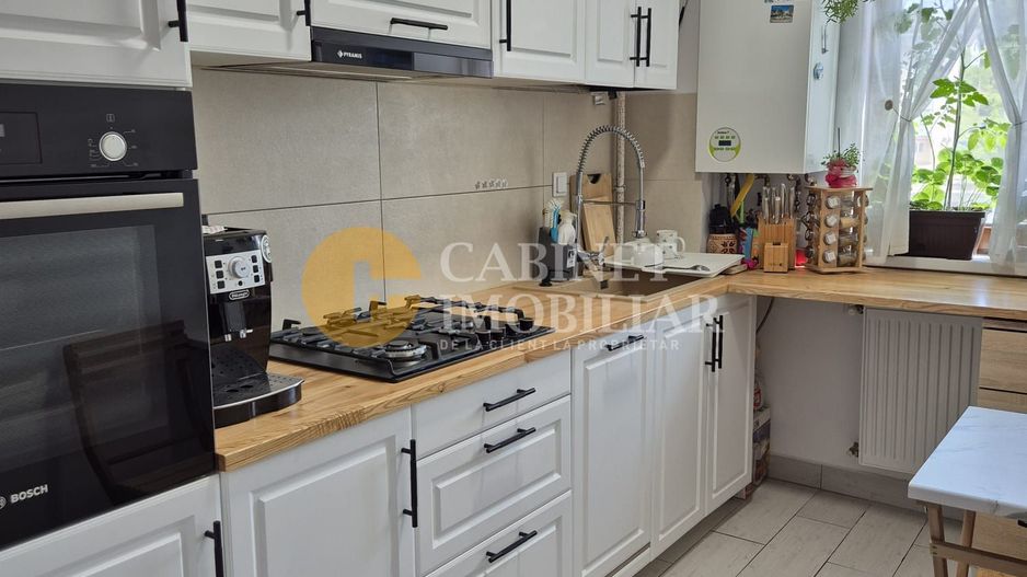 BLOC NOU INTABULAT - 3 CAMERE DECOMANDAT - ETAJ INTERMEDIAR - MOBILAT SI UTILAT - Poză 5