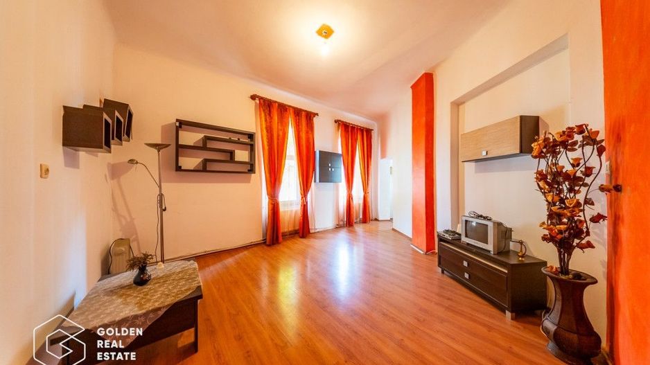 Rar pe piata! 2 apartamente singure in curte, fatada renovata, zona Teatru - Poză 18