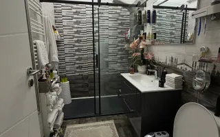 Ap.2 camere mobilat/utilat modern,totul nou,finisaje premium. - Poză 13