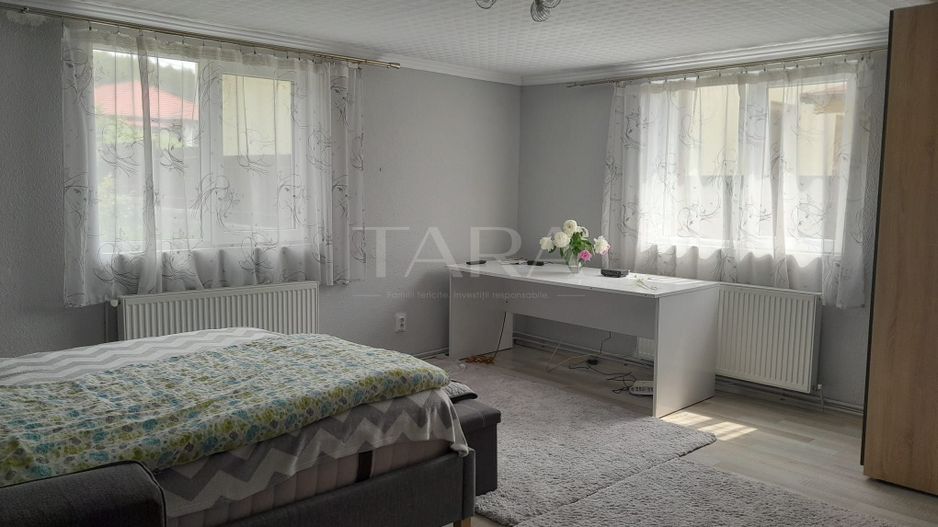 Casă spațioasă, teren generos– Câmpenești - Poză 3