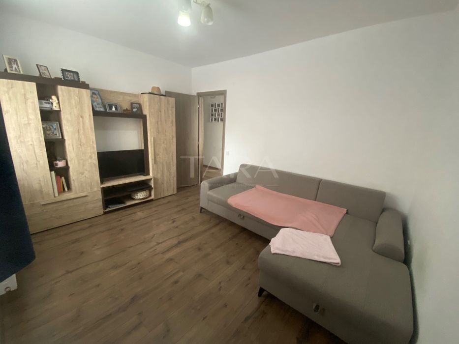 Apartament finisat, zona Porii, Floresti. - Poză 3