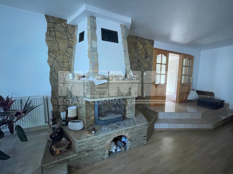 Casă cu etaj |teren generos| garaj dublu și seră | Oportunitate unică! - Poză 7