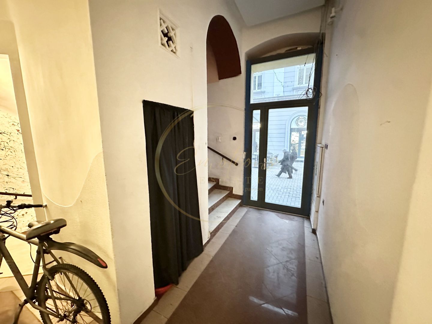 OCAZIE | Spațiu Comercial  - Piața Libertăți - Poză 26