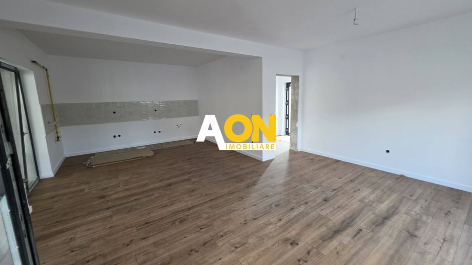 Duplex modern, 4 camere, curte 315 mp, predare mobilata,zonă liniștită - Poză 4