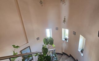 COMISION 0 Vila 9 camere cu piscina si teren 1019mp  Rond OMV Pipera - Poză 39