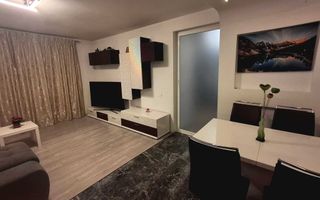 Apartament spațios cu posibilitate de recompartimentare. - Poză 4