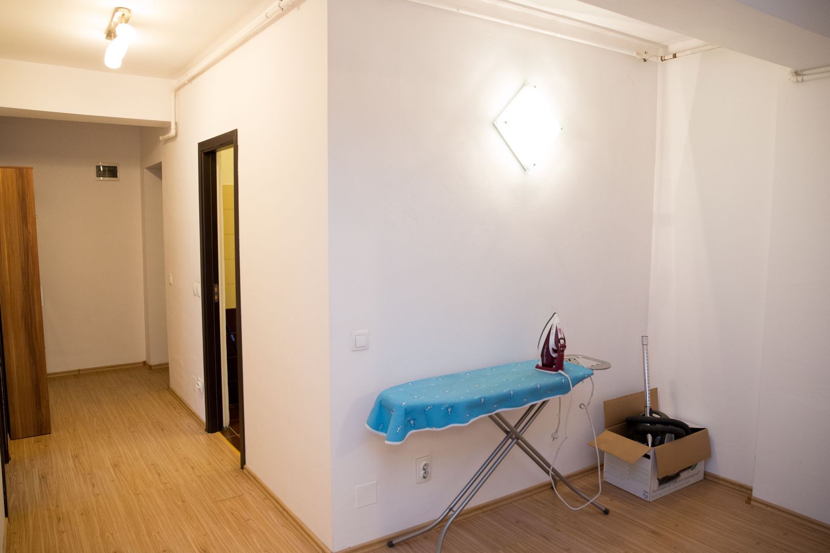 Direct Proprietar | Apartament 2 Camere | Zona Păcii Militari Parcare - Poză 10
