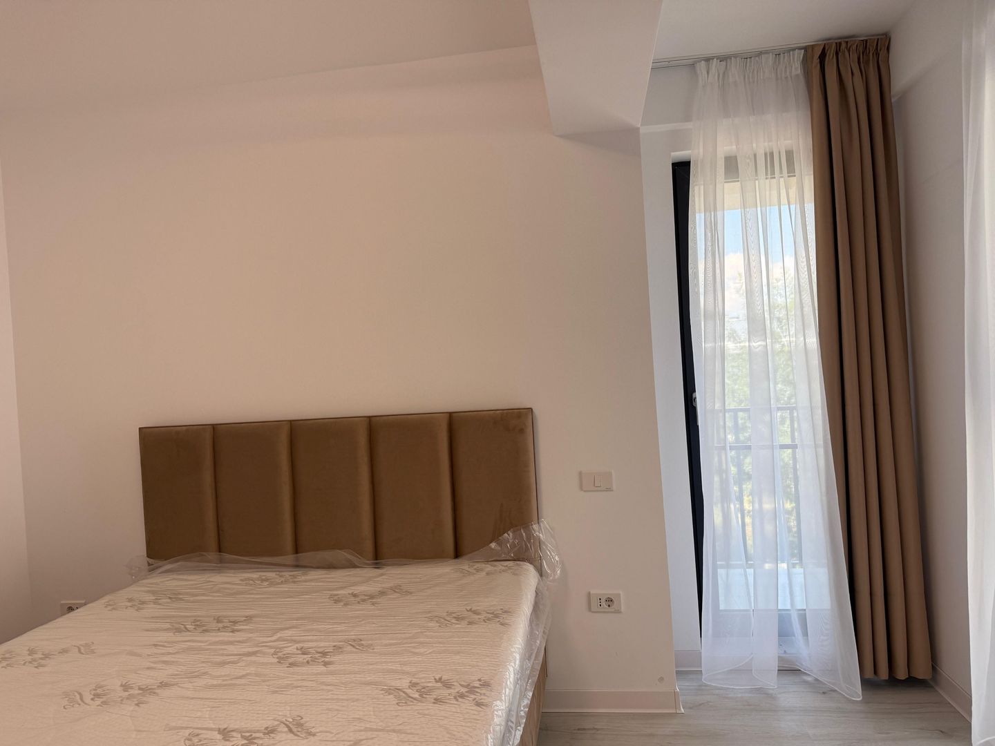Apartament 2 camere de închiriat | Central Otopeni | Totul nou - Poză 6