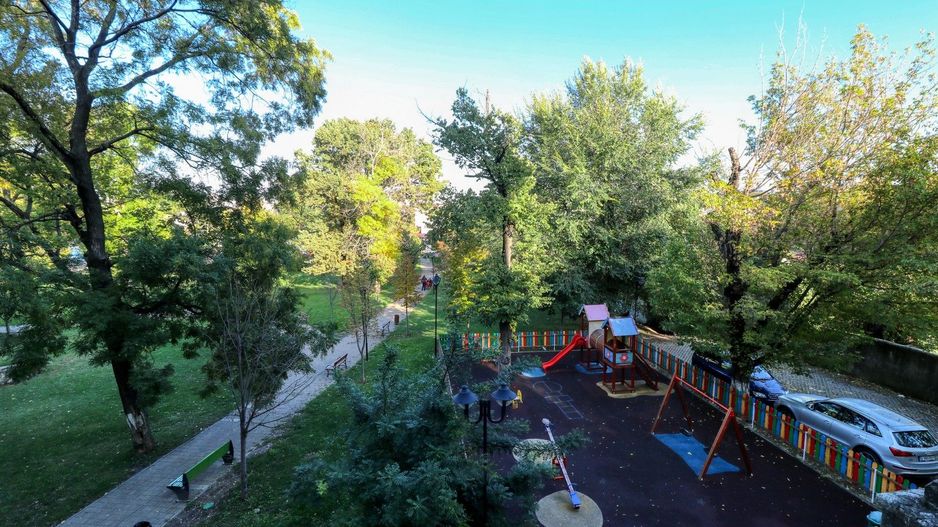 Unirii- Apartament mare 57 mp - Vedere la parc- Fara Risc-Comision 0% - Poză 9