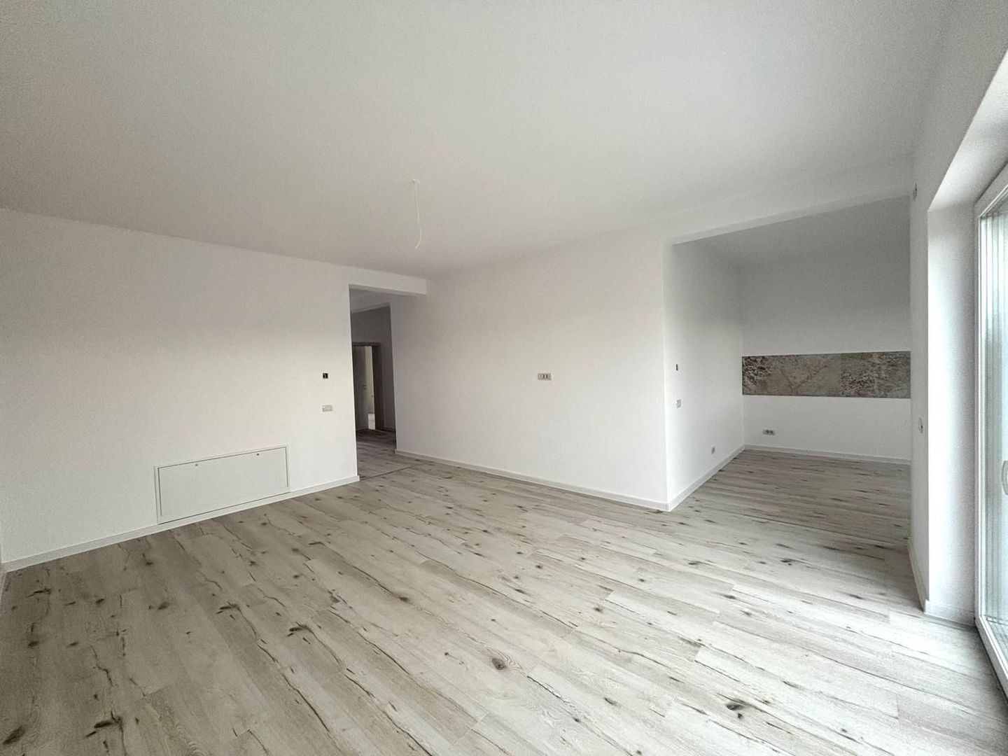 Duplex  modern pe parter cu 4 camere, Sacalaz - Poză 3