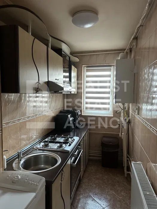 Vânzare, apartament cu 2 camere în zona Drumul Taberei - Poză 5