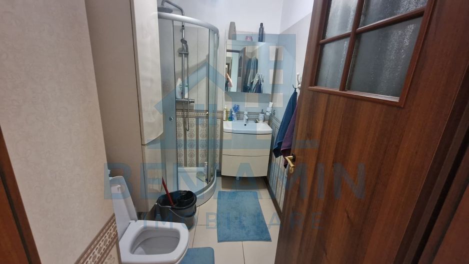 4 decomandate - 80mp - centrala proprie - renovat - Calea Bucuresti - Poză 9