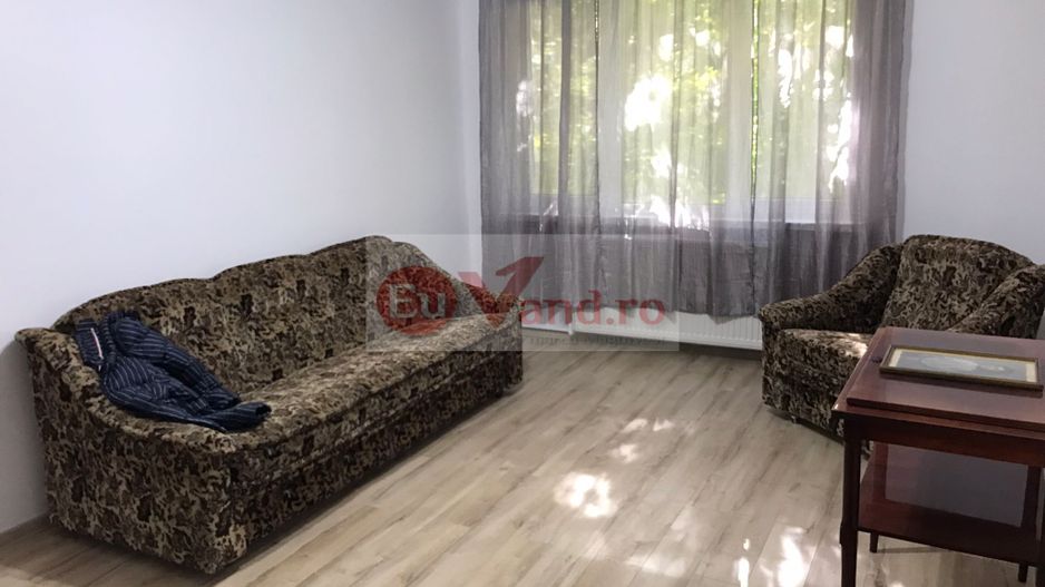 Apartament 3 camere – Centru, Str. Domneasca (langa Hotel Mercure) - Poză 2