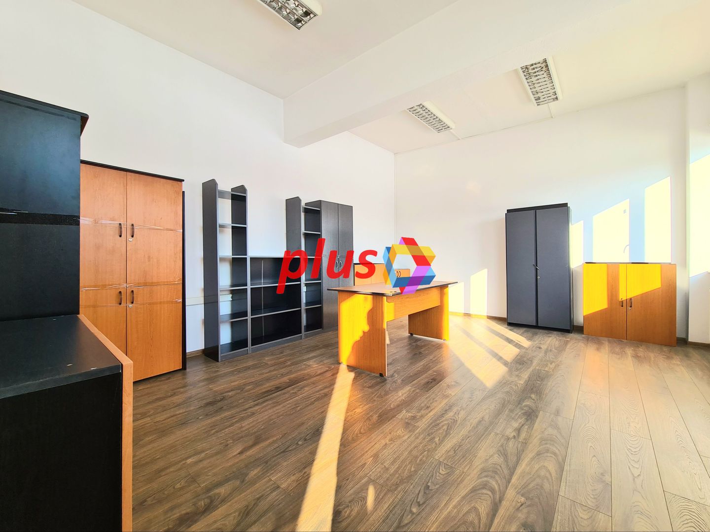 Spatiu birouri de închiriat Brasov - 80 mp # plus-imo.ro - Poză 2