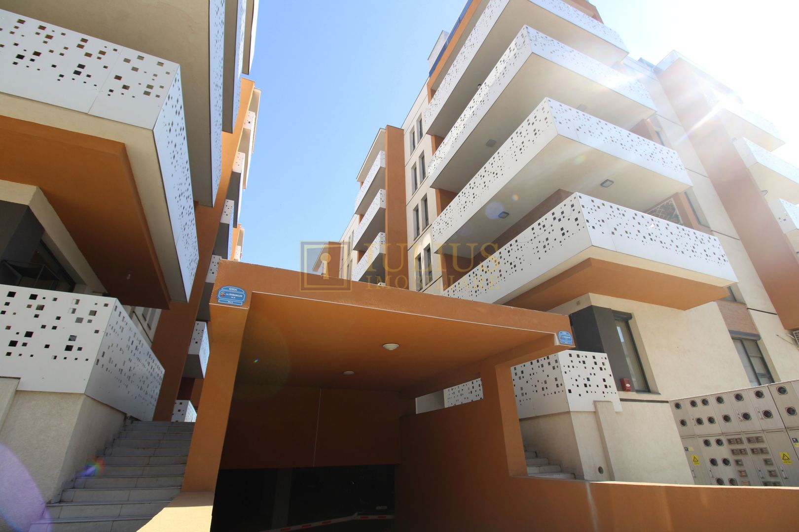 Future Residance - zona de Sud, prima inchiriere, loc parcare subteran. - Poză 1