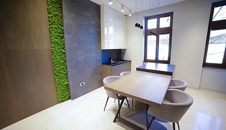 Apartament 3 camere de lux  Centru Istoric, 130mp, 2000Euro