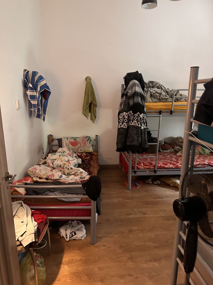 Apartament 2 camere - baie si bucatarie separate, singur pe etaj. - Poză 6