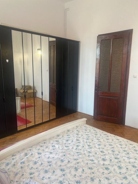 Apartament decomandat zona SINAIA - Poză 5