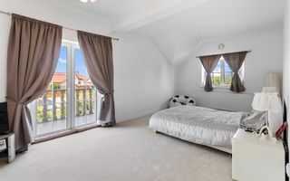 Vila / Casa superba cu 5 camere zona | 1032 mp teren |  Sanpetru Brasov - Poză 8