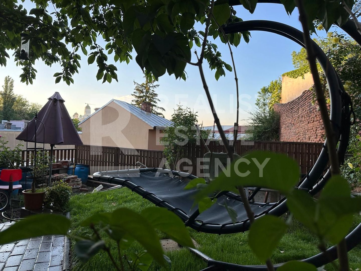 Casă de vânzare amplasată în zona Mitropolit Filaret, Parcul Carol - Poză 4