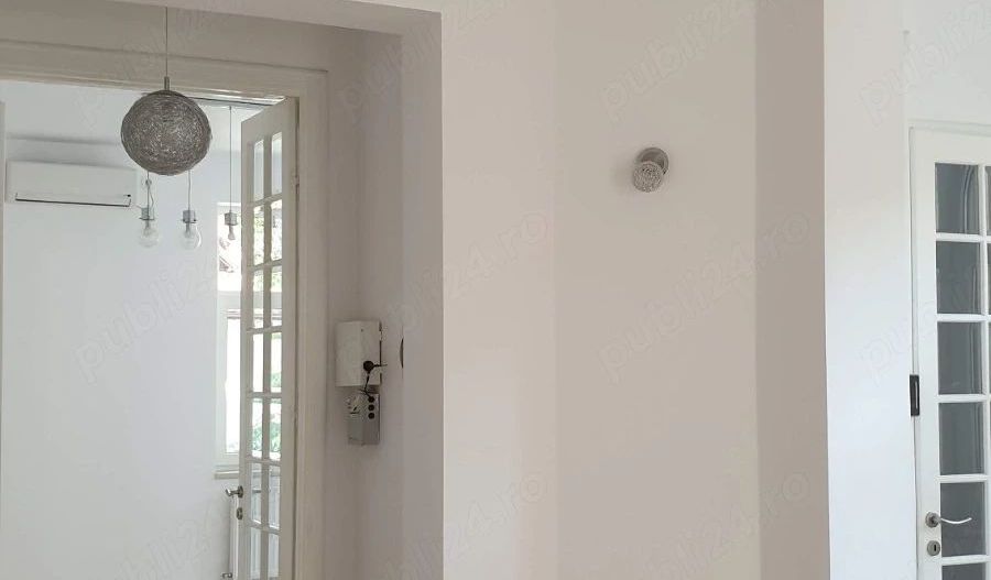 Spațiu de birouri Toata Vila 260 mp Etaj + Mansardă + Demisol - Poză 1