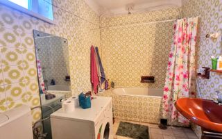 CASĂ INDIVIDUALĂ DE VÂNZARE S+P+E, 2 GARAJE, 777MP TEREN, ULTRACENTRAL - Poză 15