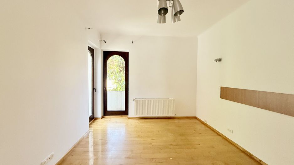 Vilă superbă | Cotroceni | 8 camere terasă și grădină - Poză 16