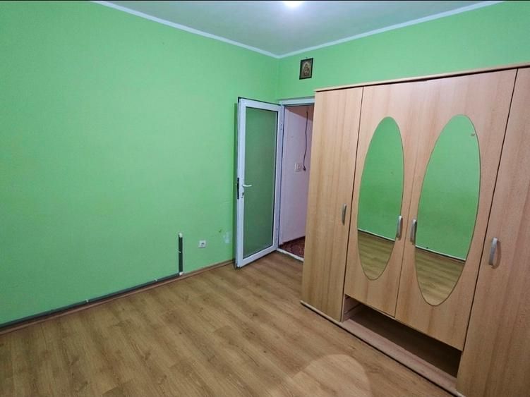 Apartament 4 camere, etaj 1 , Micro 18 - Poză 11