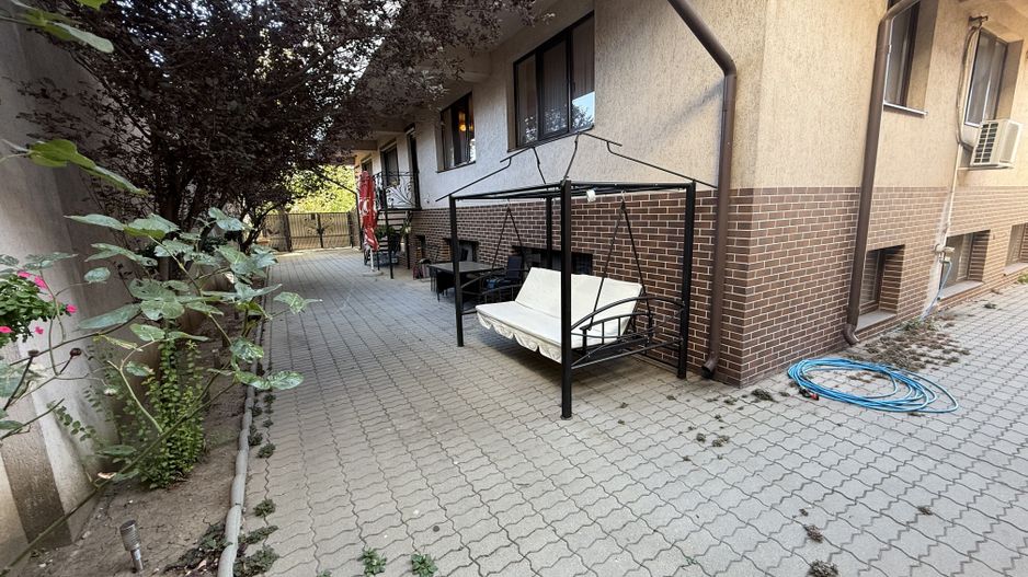 Apartament 58 Mpu + Curte Proprie 167 mp - Imobil 2014 - Poză 3