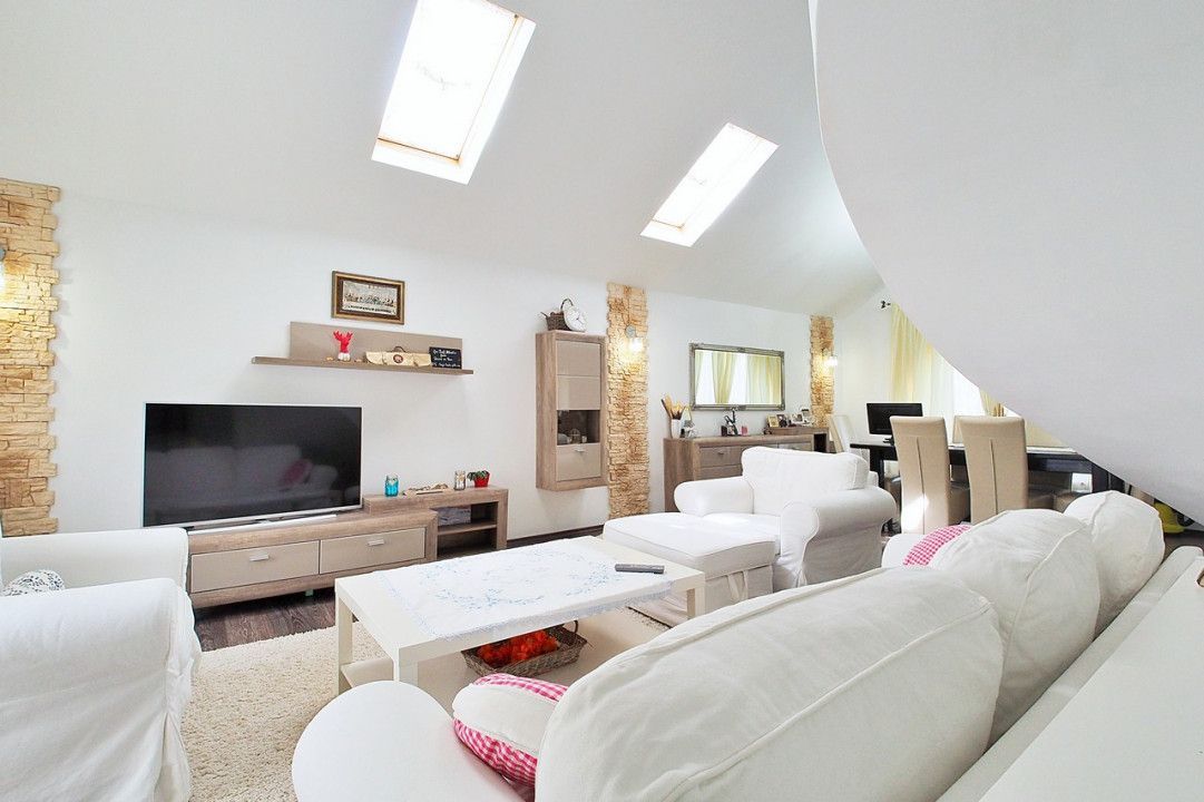 Vanzare vila de lux, Bradu - Poză 3