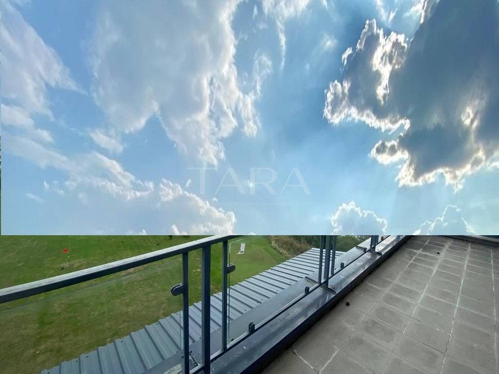 Apartament cu 4 camere de vanzare in Europa - Poză 12