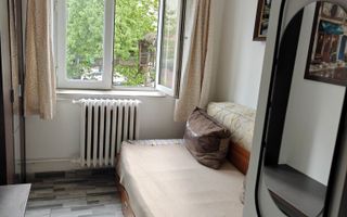 Vand camera camin 12 mp, Bularga, wc si dus in casa, Iasi - Poză 4