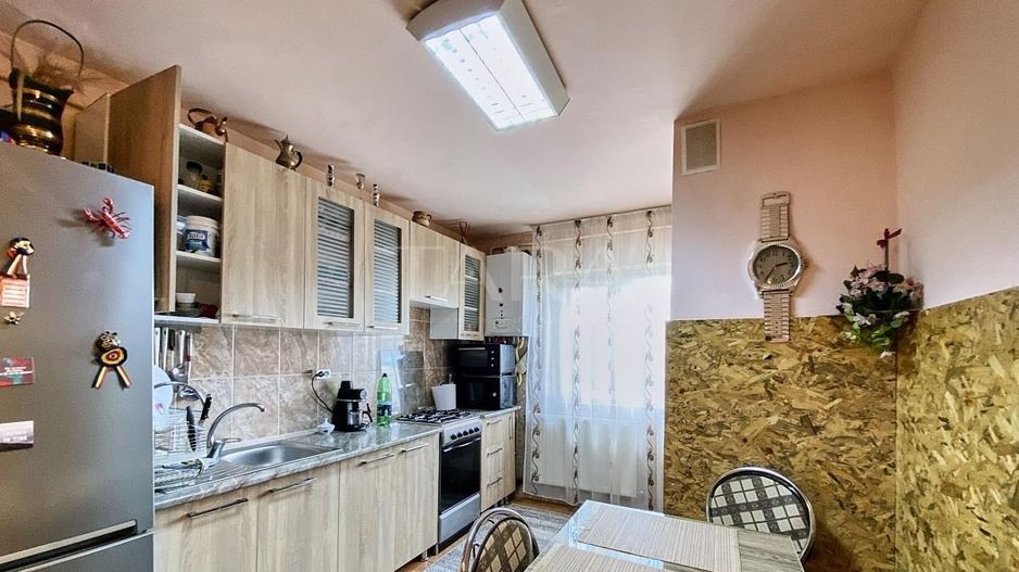 Apartament 3 camere decomandat, 66 mp utili, 2 băi, 2 balcoane. - Poză 6