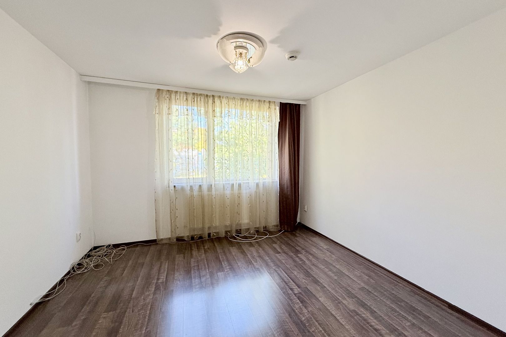 Casă practică, cu curte și parcare, în zona centrală - Parcul Carol - Poză 21