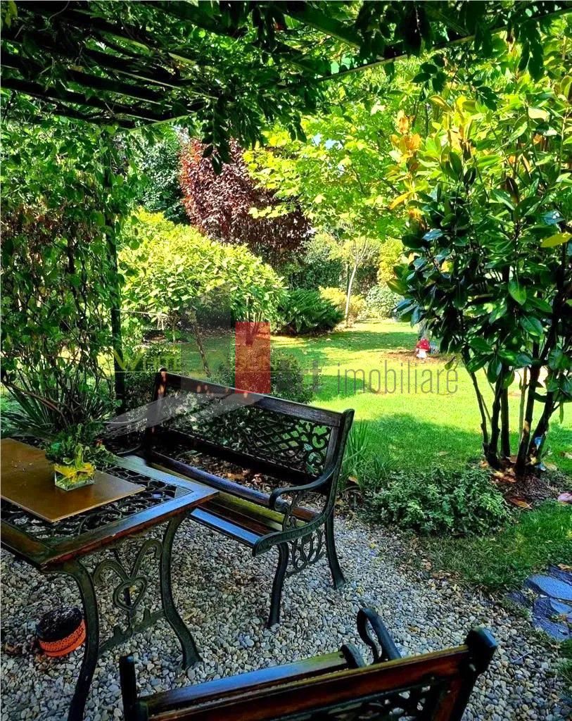 Vila superba cu gradina si panouri solare | Tancabesti - Poză 9