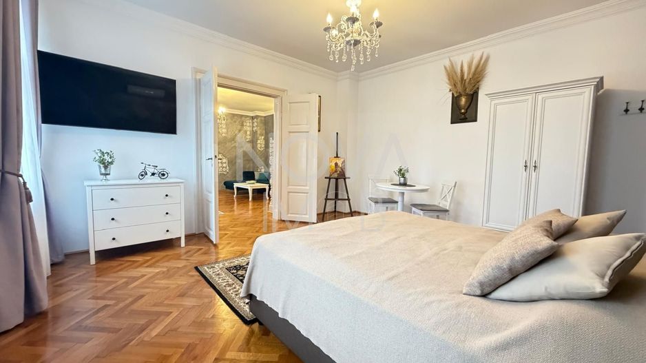 Apartament 3 camere de vanzare, Piata Armelor, Sibiu - Poză 2