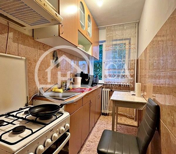 Apartament de vânzare cu 2 camere în zona Rogerius, Oradea - Poză 5