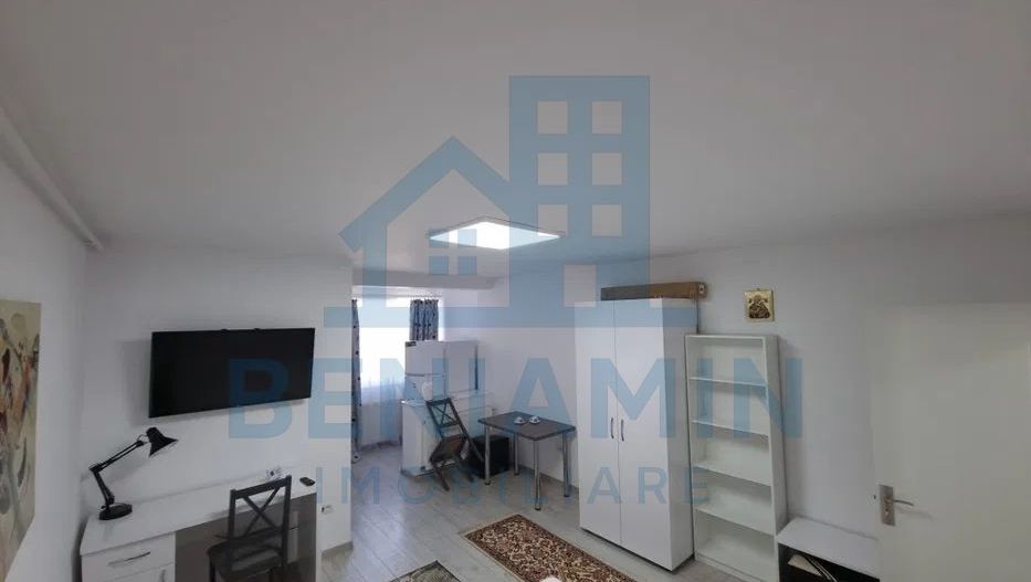 Chirie garsoniera bulevardul Saturn 32mp etaj 1 cu loc parcare - Poză 2