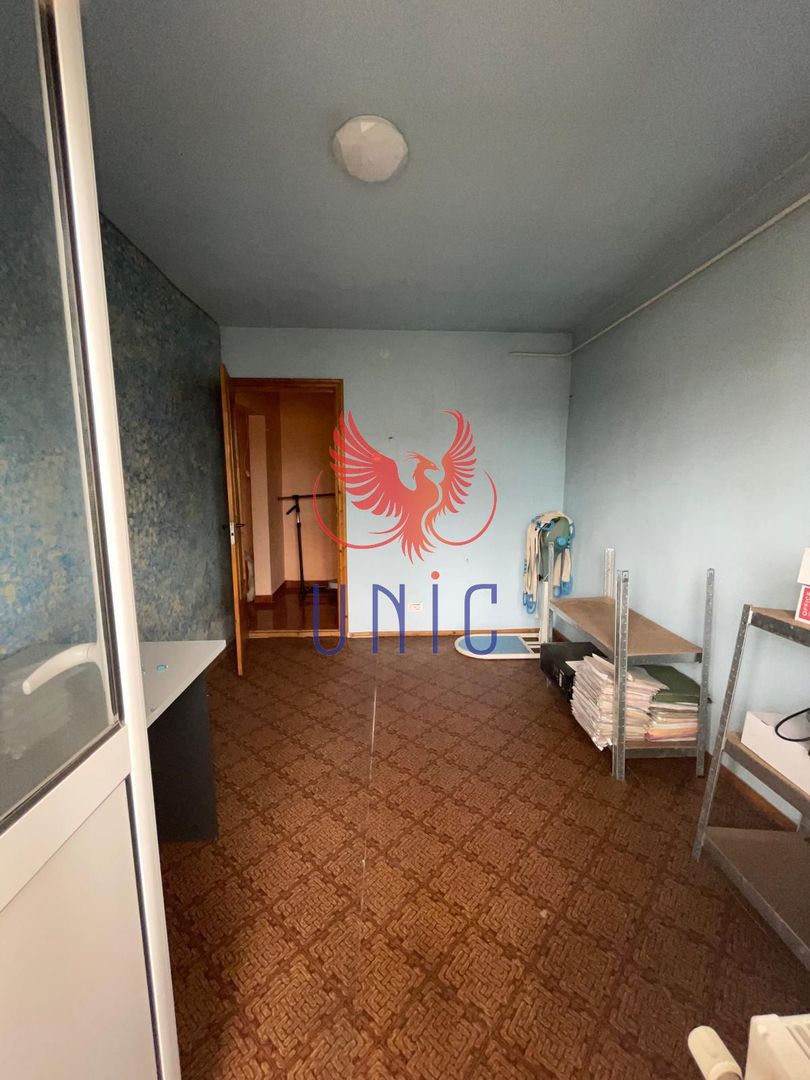 4 camere decomandate, V-uri - 1 Mai - Poză 6