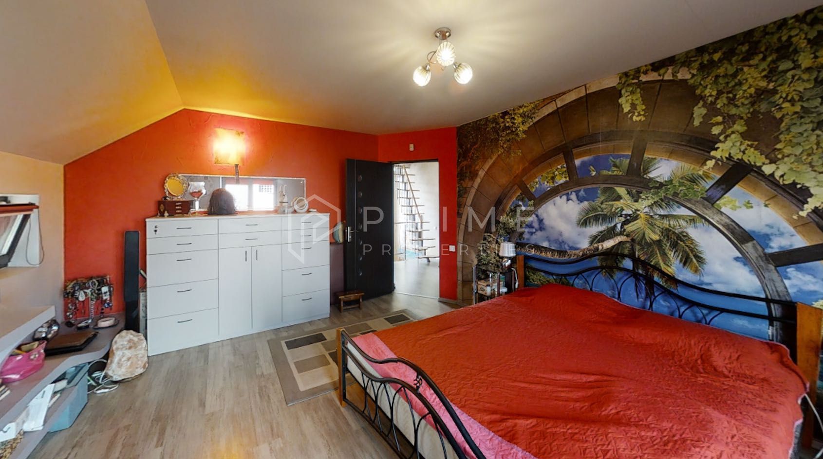 Casă spațioasă de închiriat cu 4 camere + panouri fotovoltaice-Corunca - Poză 5