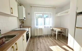 Garsonieră decomandată 38mp, renovată integral, lift nou,  Racadau - Poză 2