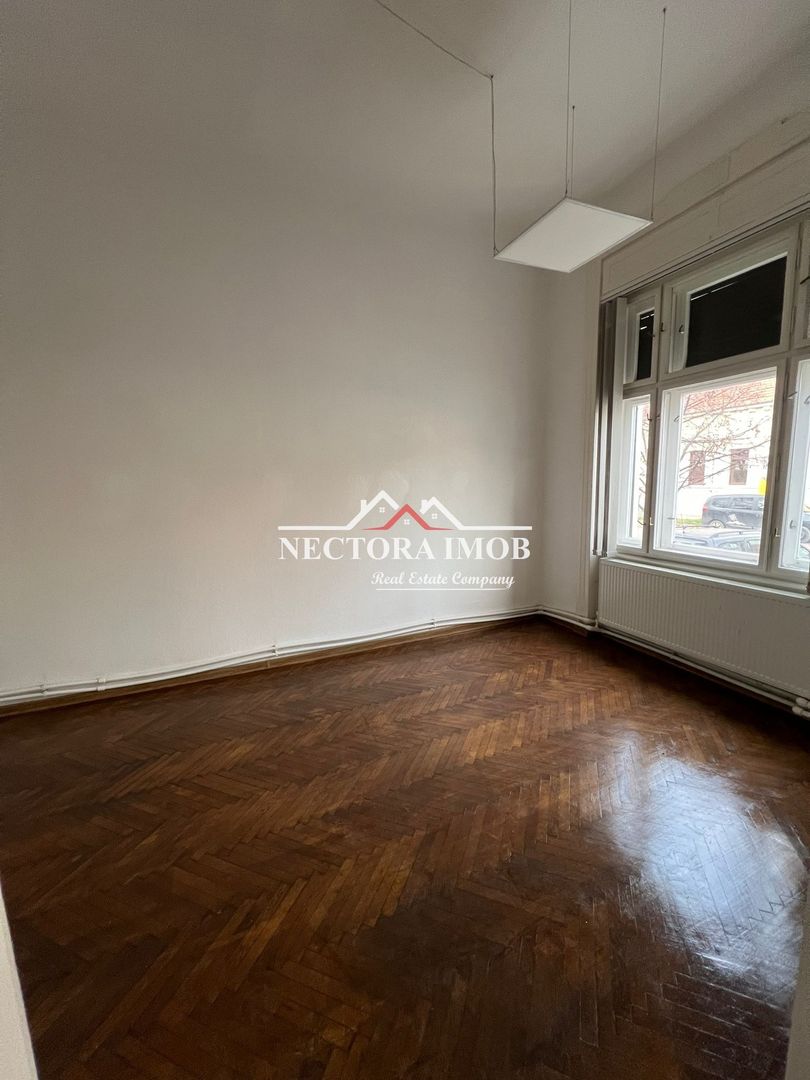 NECTORA IMOB-Apartament 3 cam. la casa, Ultracentral,121mp+128mp teren - Poză 3