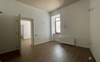 Apartament renovat, în inima Sibiului, pe strada Nicolae Bălcescu - Poză 8