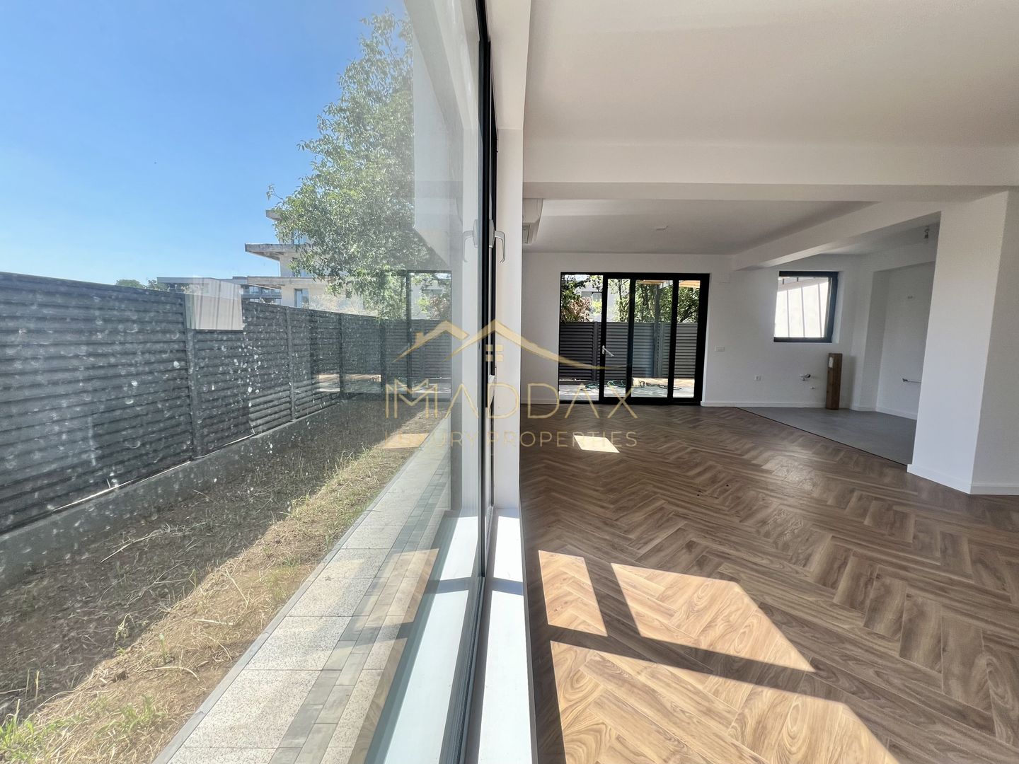 Vilă **6 camere  **451mp // Zona Iancu Nicolae - Poză 99