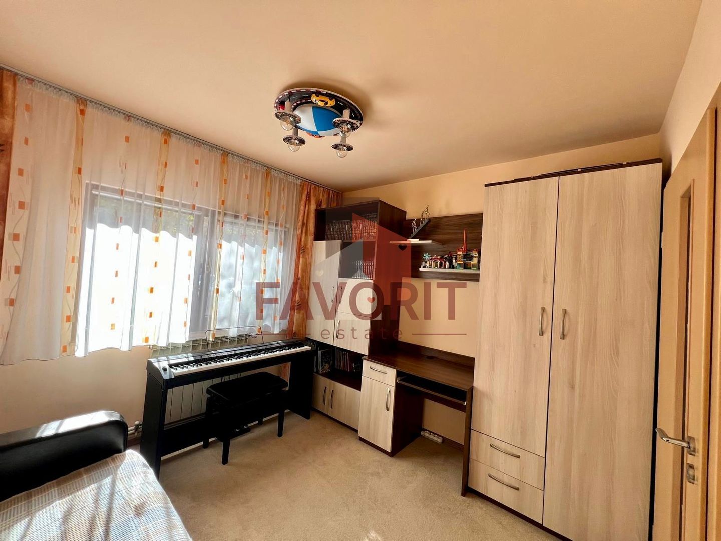 3 camere | centrala proprie | boxa | mobilat si utilat | zona excelenta | - Poză 10