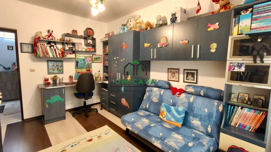Apartament de inchiriat / 3 camere/ loc de parcare privat - Poză 8
