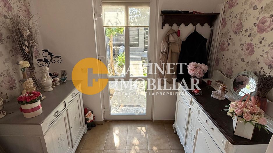 Aroneanu - Casa la asfalt - 420mp teren - 3 camere - Canalizare - Poză 11