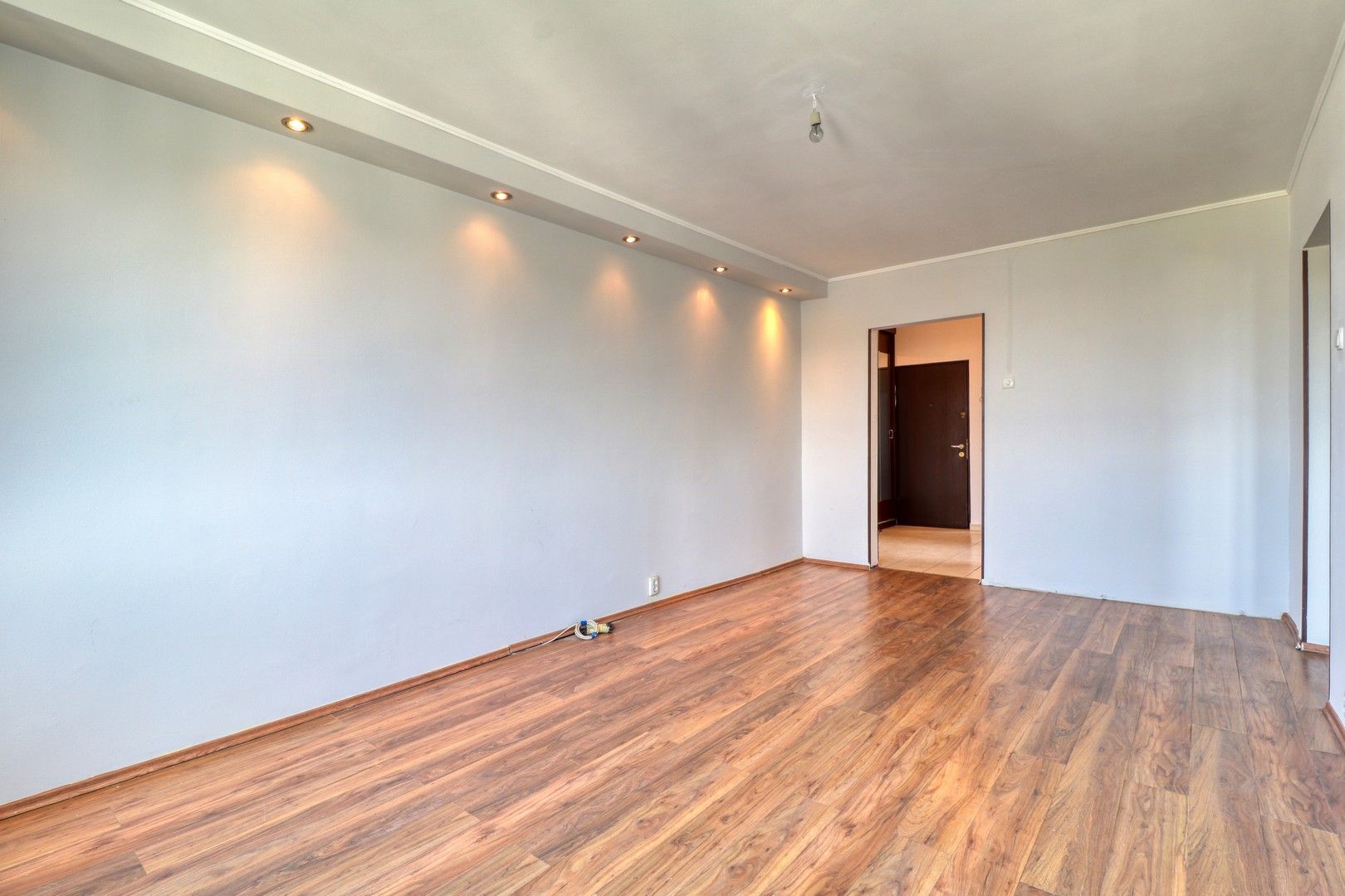 Oportunitate! Apartamanent de 3 camere- 70 mp, comision 0% - Poză 18