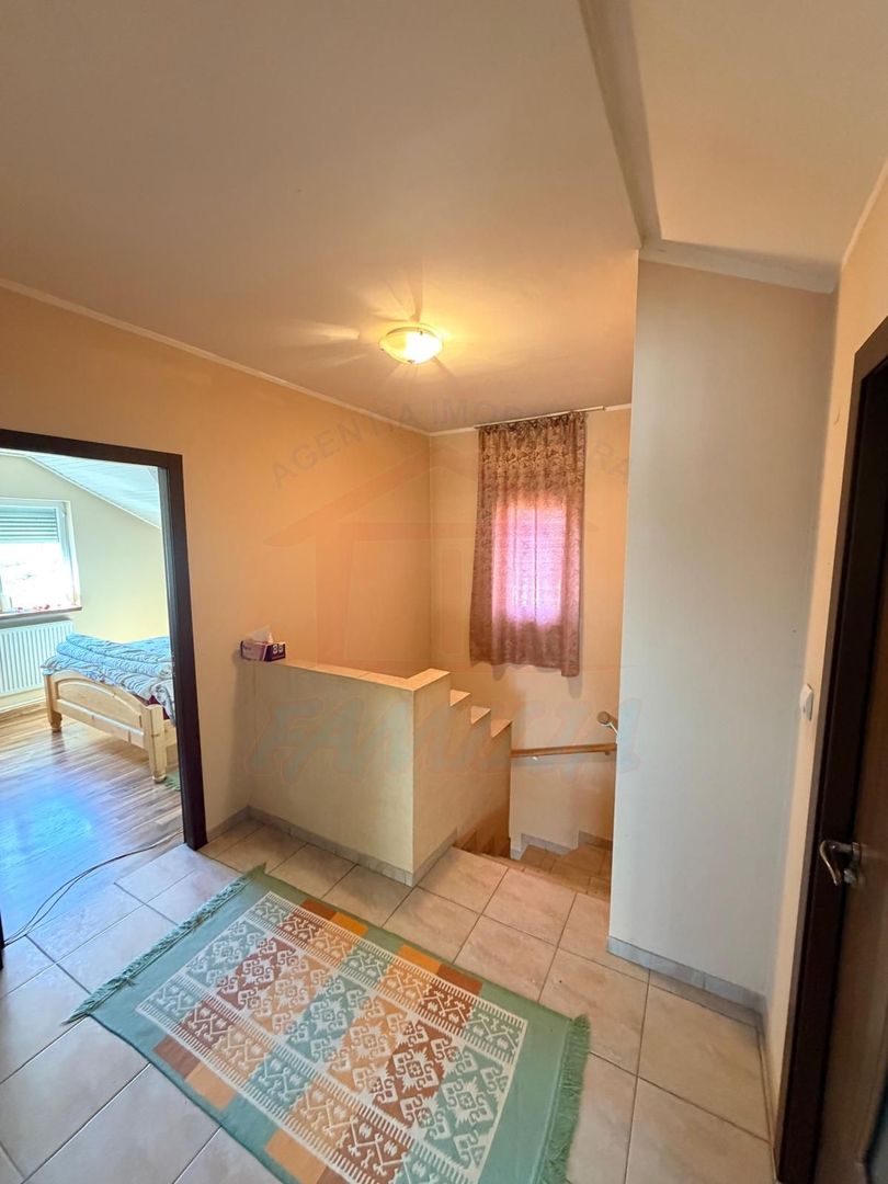 Vanzare casa P+M, Smardan( Galati ), la 2 minute de str.principala - Poză 14